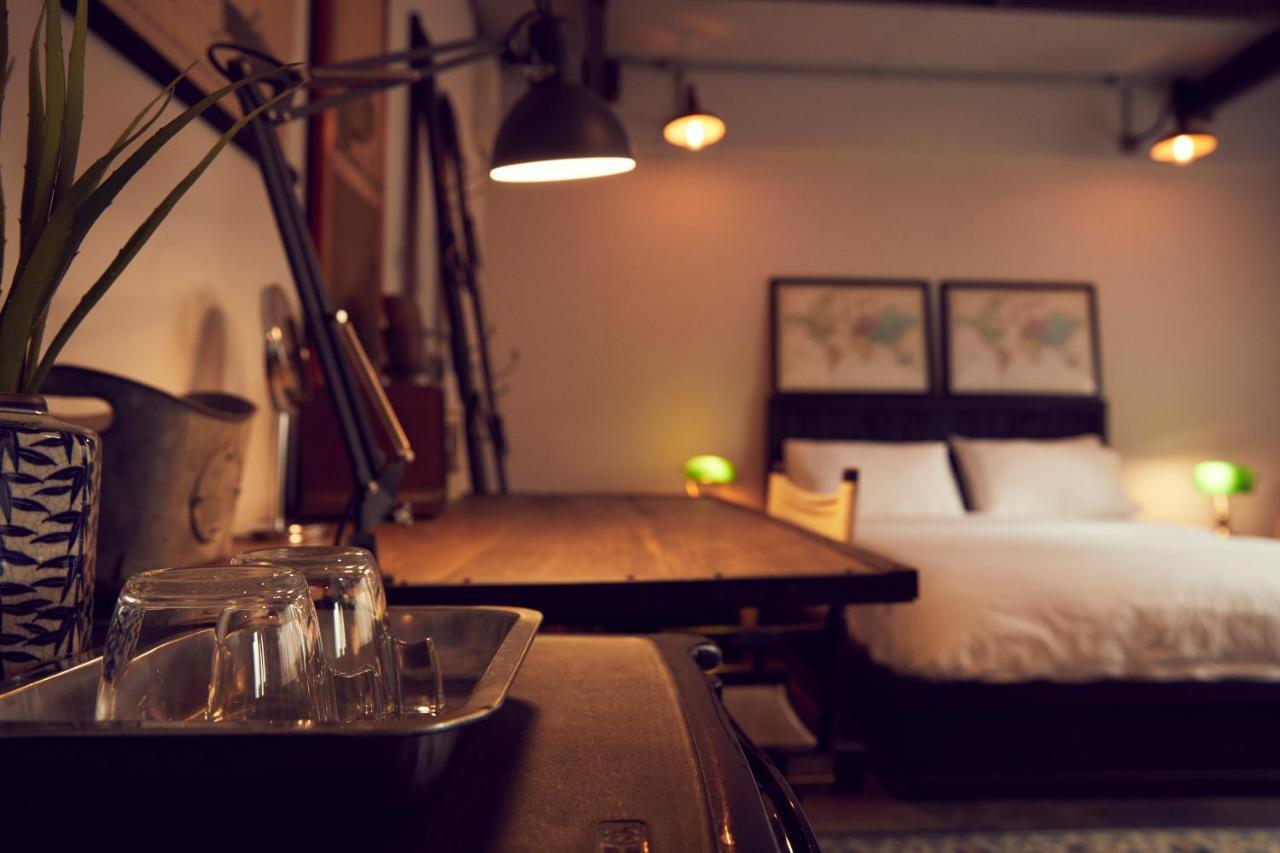 The Mustang Nero Hotel Бангкок Экстерьер фото