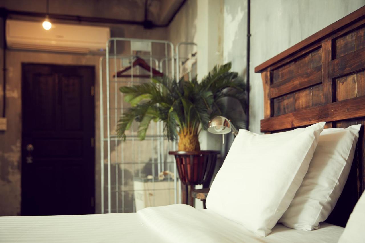 The Mustang Nero Hotel Бангкок Экстерьер фото